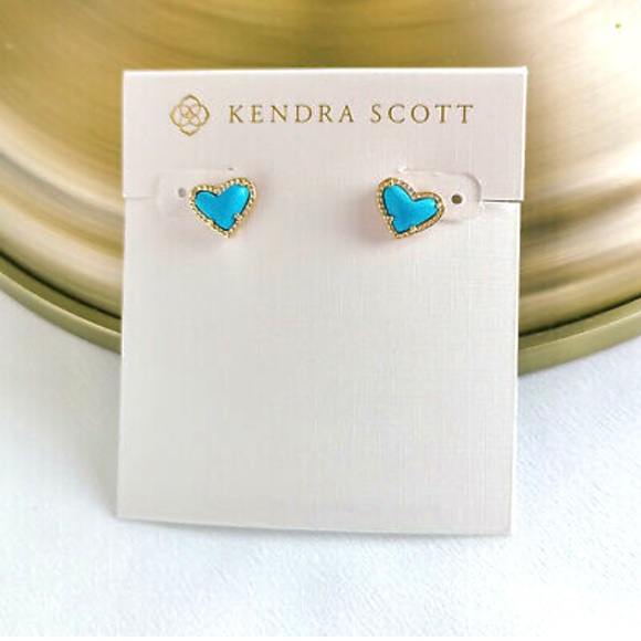 5⭐️KENDRA SCOTT Ari Gold Stud Earrings in Turquoise Magnesite - Picture 2 of 9